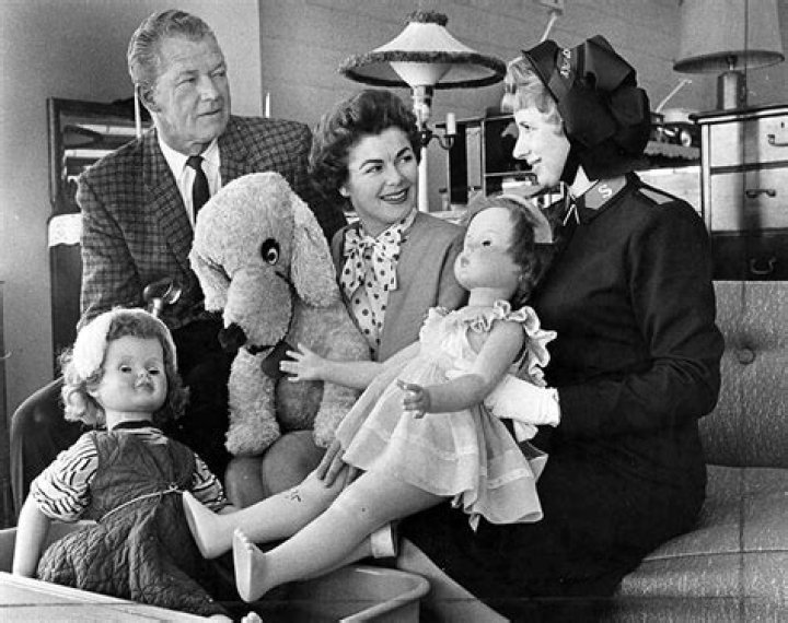 Barbara Hale: A Look Back at the Beloved Actress and Della Street's Enduring Appeal