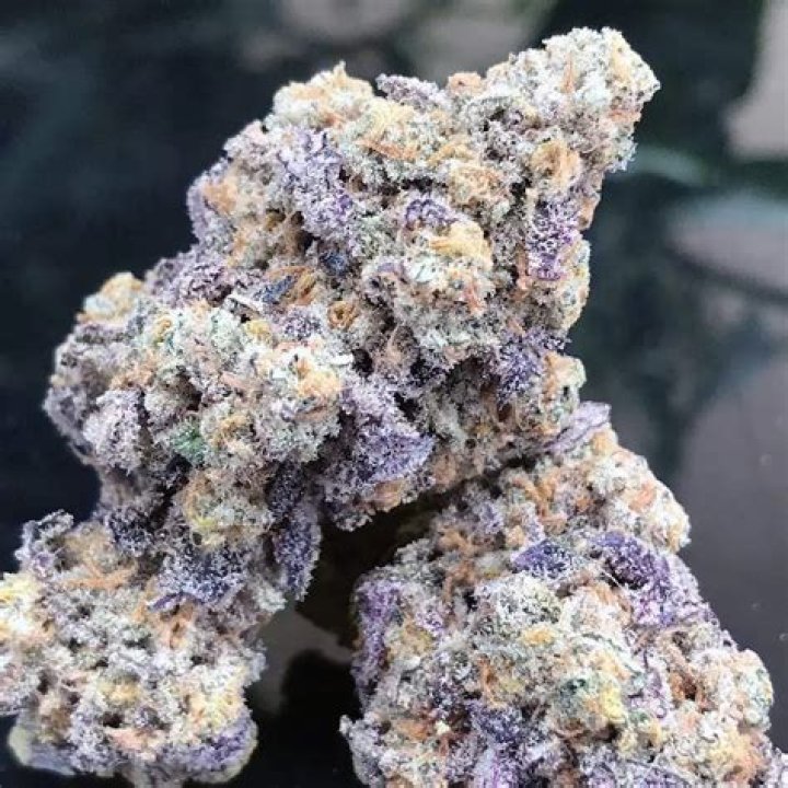 bat blue weed strain - gushers weed strain