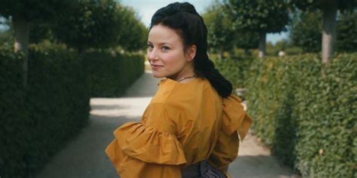 Devrim Lingnau: Meet the Actress Captivating Audiences in 'The Empress'