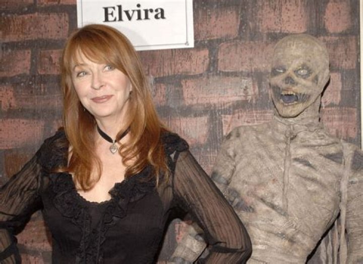 Elvira: How Cassandra Peterson Became a Pop Culture Icon