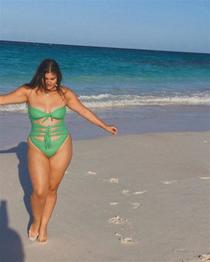 How To Build A Net Worth Like Alessandra Garcia Lorido