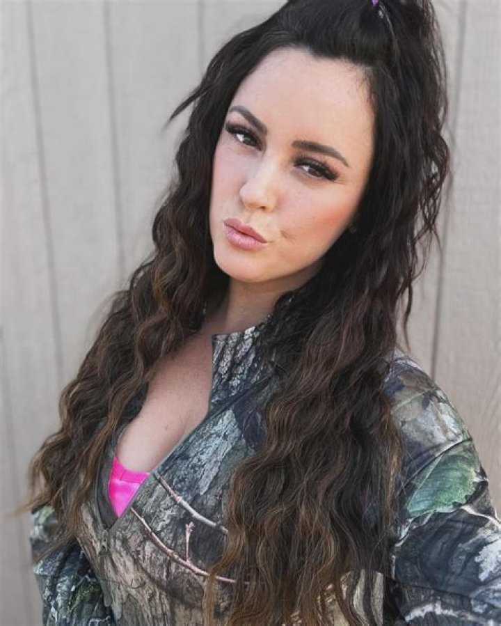 Lacie May Minnesota: The Appeal of an Average Mom on TikTok