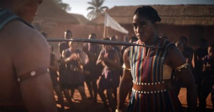 Liz Ocean: A Rising Star's Captivating Journey in Entertainment