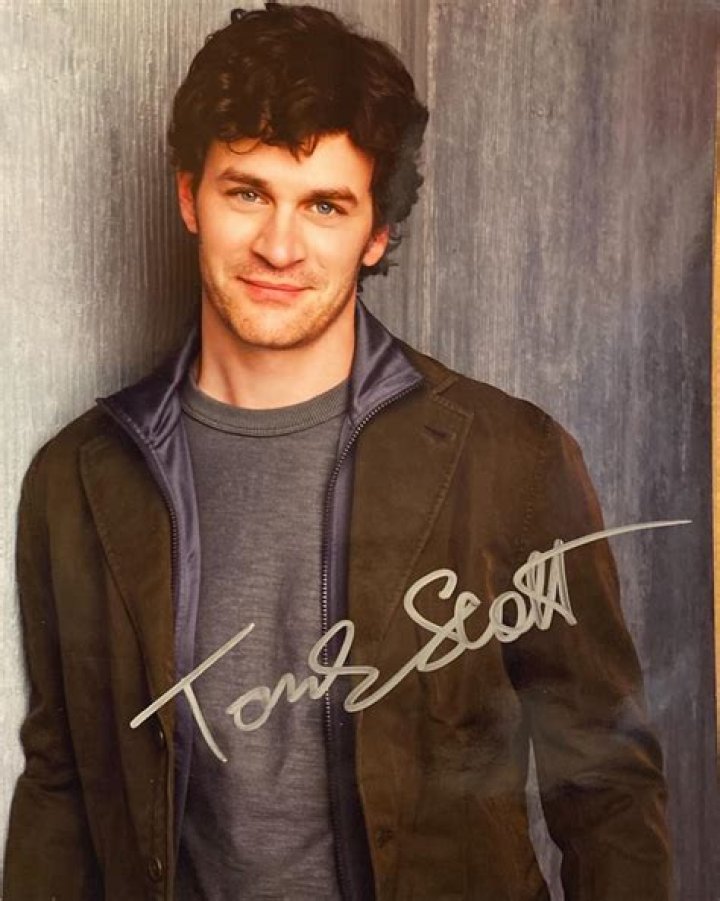 Tom Everett Scott: Exploring the Versatile Career of a Beloved American Actor