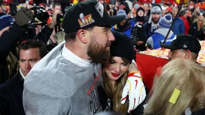 Travis Kelce's New Home For Mom