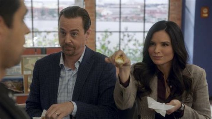 Understanding hdmovieshub: What You Should Know About Finding Movies Online