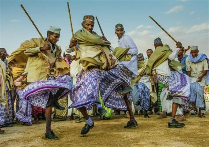 Unpacking Niiko Wasmo: Exploring the Rhythms of Somali Dance Culture Today