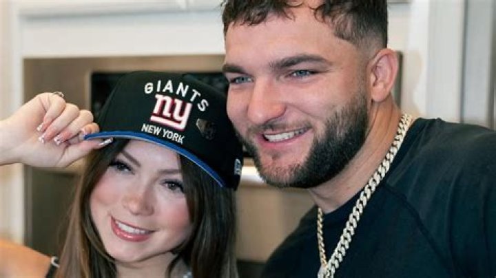 Unveiling Jeff Garlin's Mystery Girlfriend: Discoveries And Insights