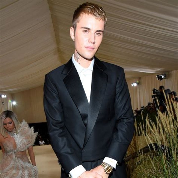 Unveiling The Bieber Bond: Discoveries About Justin's Siblinghood