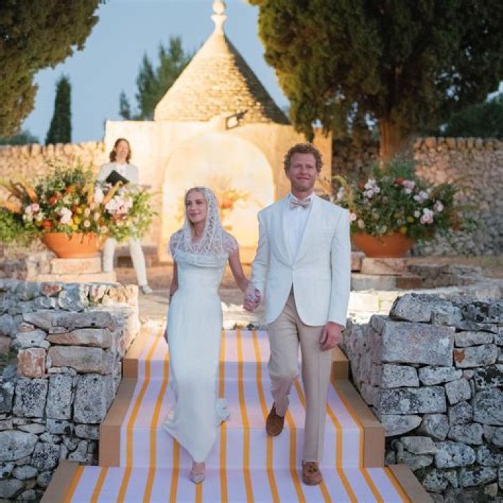 Who Is Gerard Butler Married To? Unpacking His Relationship Status